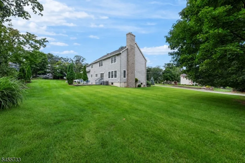 24 Pine Brook Rd Montville, NJ 07082