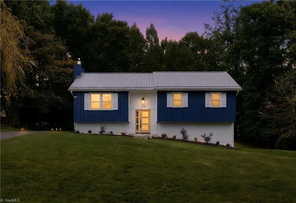 124 Oak Ridge Drive Mount Airy, NC 27030