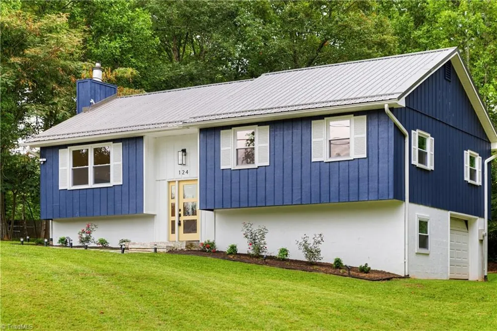 124 Oak Ridge Drive Mount Airy, NC 27030