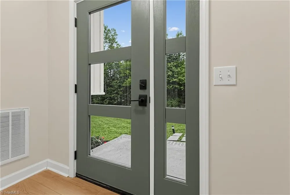 124 Oak Ridge Drive Mount Airy, NC 27030