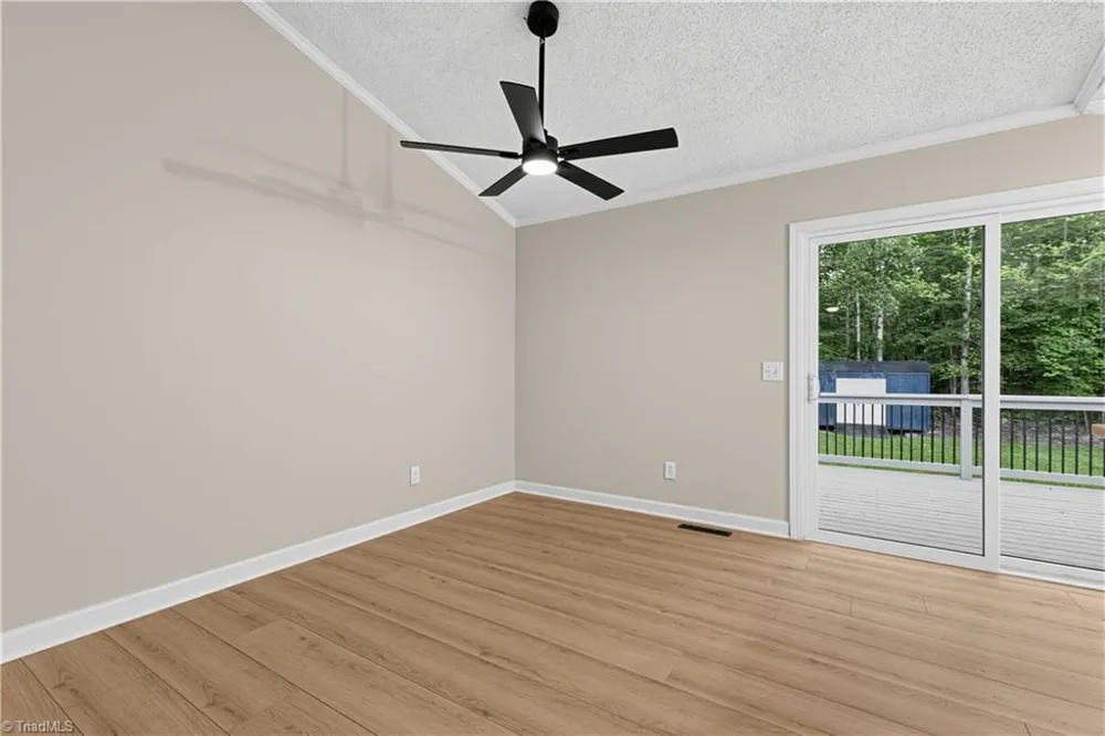 124 Oak Ridge Drive Mount Airy, NC 27030