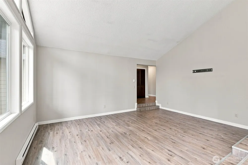 325 Rollingwood Drive Kelso, WA 98626