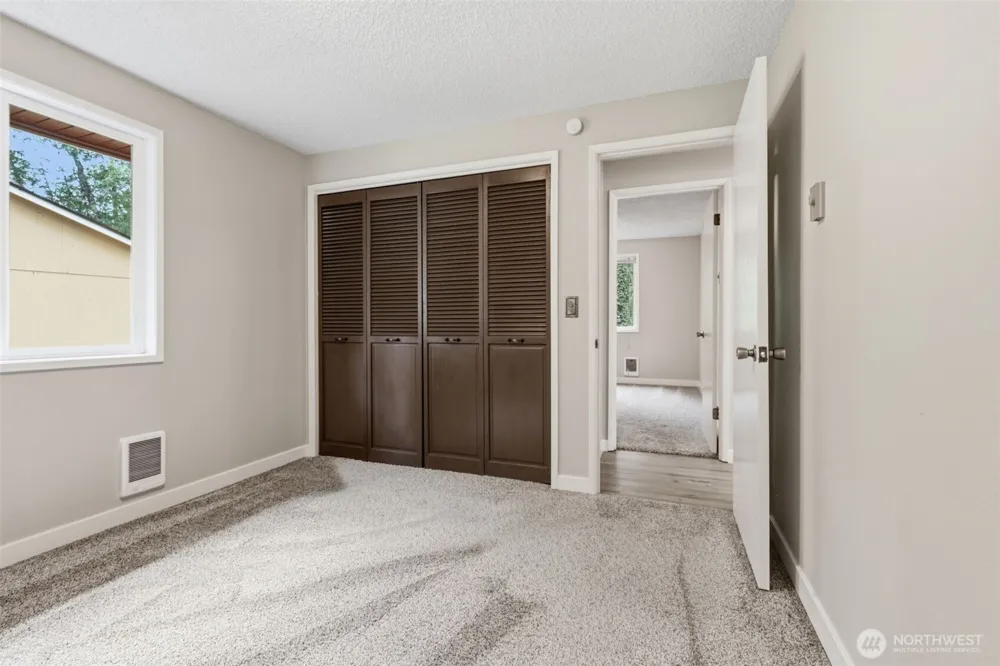 325 Rollingwood Drive Kelso, WA 98626