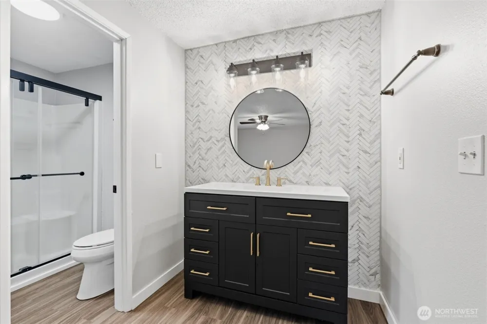 325 Rollingwood Drive Kelso, WA 98626