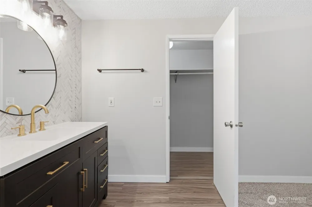 325 Rollingwood Drive Kelso, WA 98626