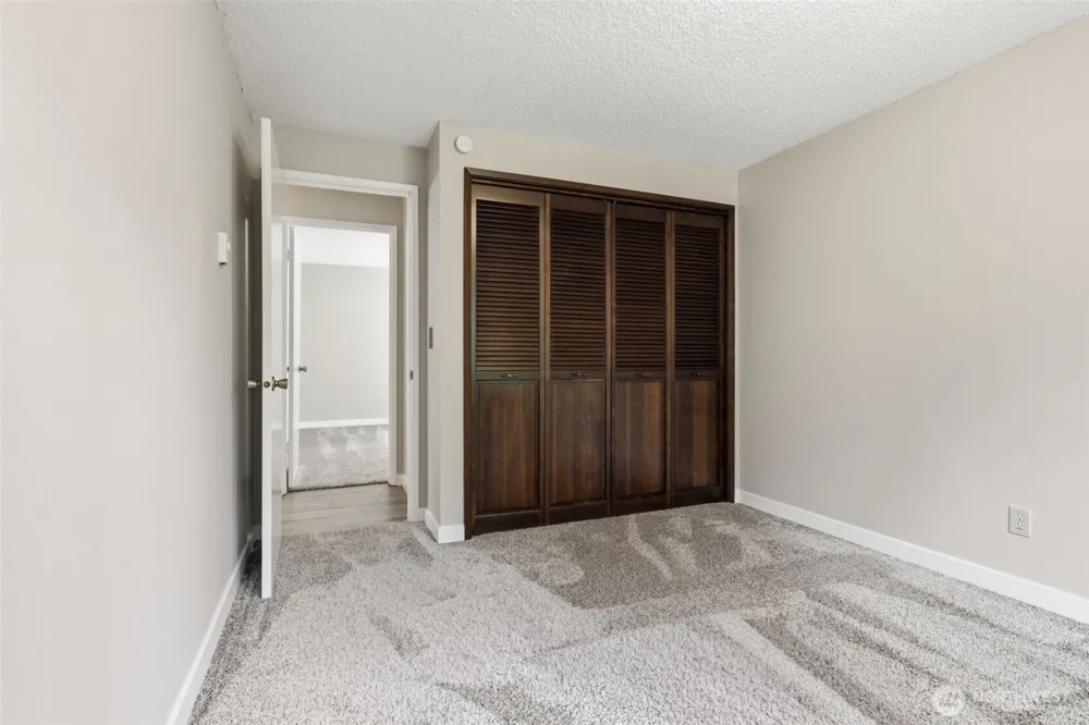 325 Rollingwood Drive Kelso, WA 98626