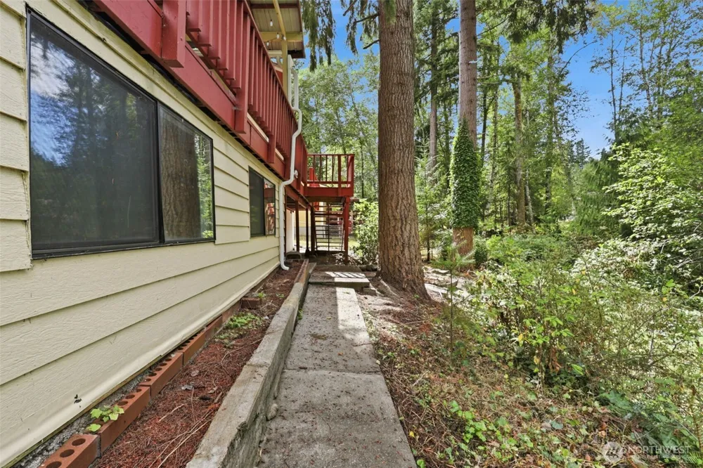 325 Rollingwood Drive Kelso, WA 98626