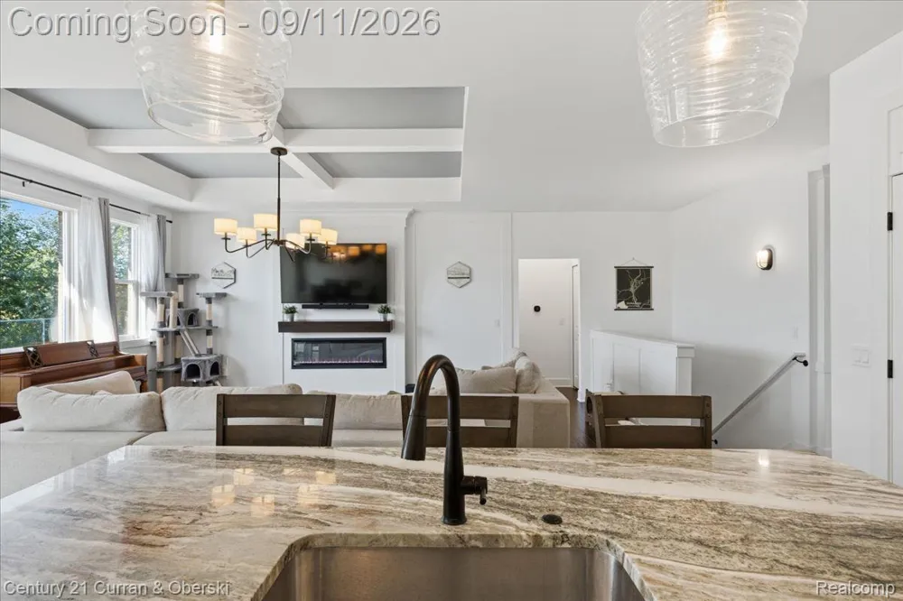 15360 Eton Pointe Drive #37 Clinton Charter Township, MI 48035