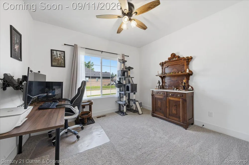 15360 Eton Pointe Drive #37 Clinton Charter Township, MI 48035