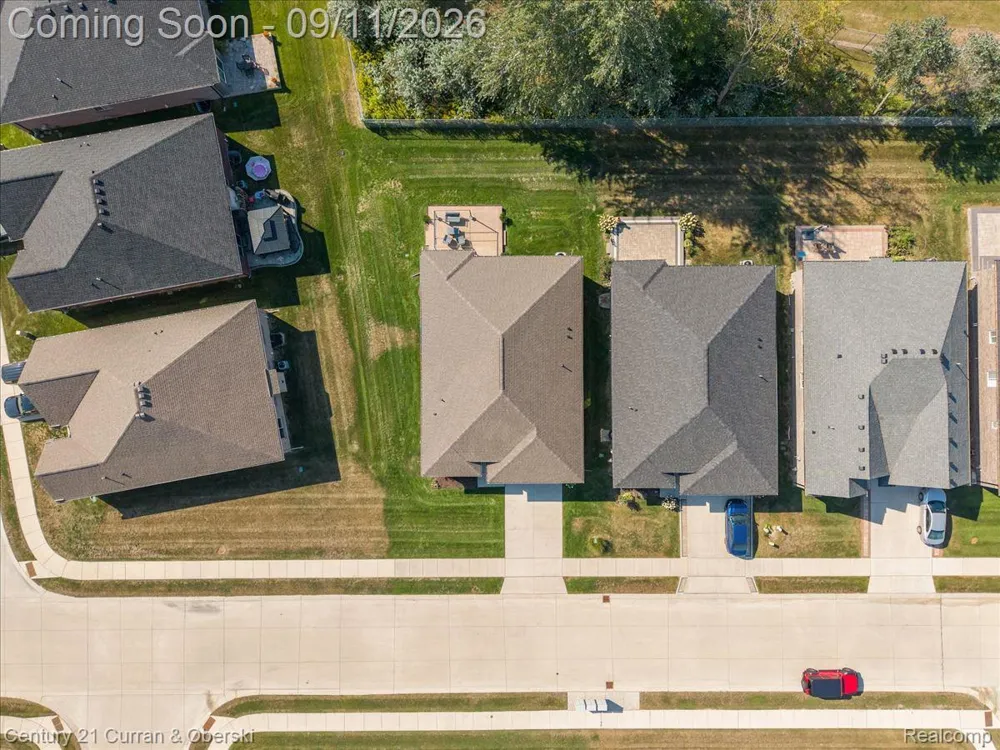 15360 Eton Pointe Drive #37 Clinton Charter Township, MI 48035
