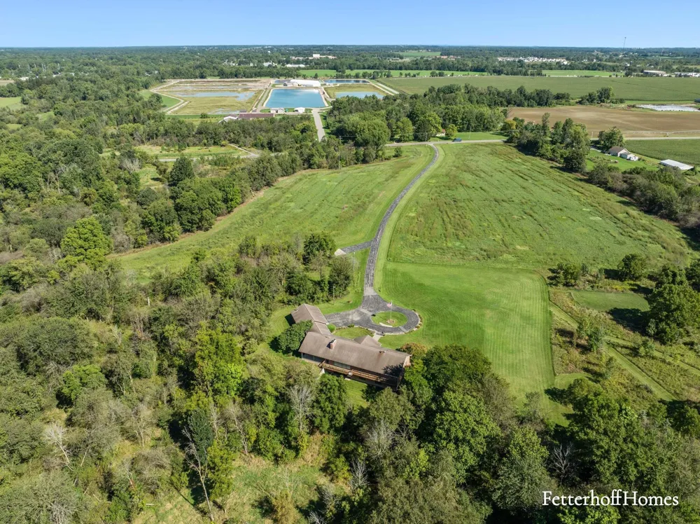 5474 Garfield Street Polkton Charter Township, MI 49404