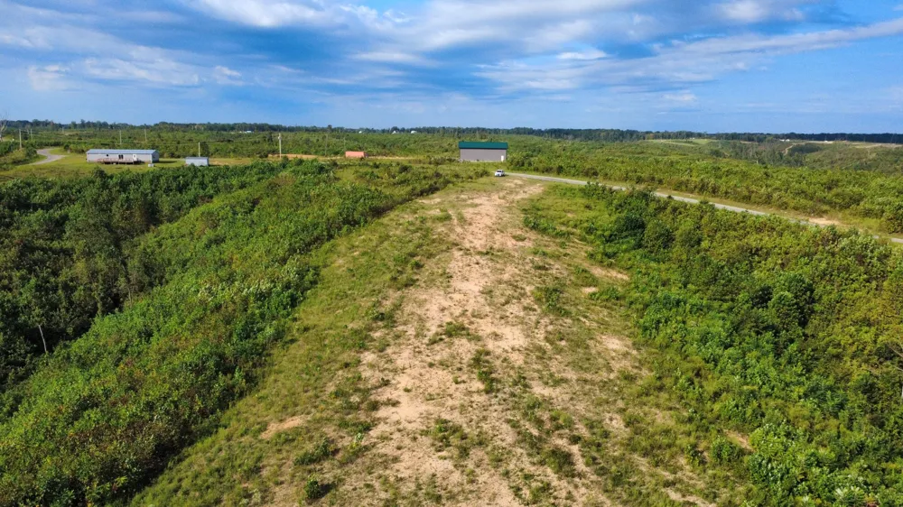 1 Springer Rd Hohenwald, TN 38462