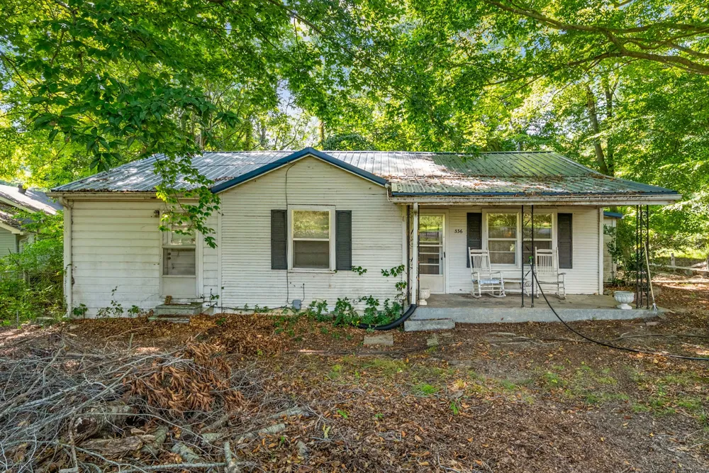 336 Edmondson Ferry Rd Clarksville, TN 37040