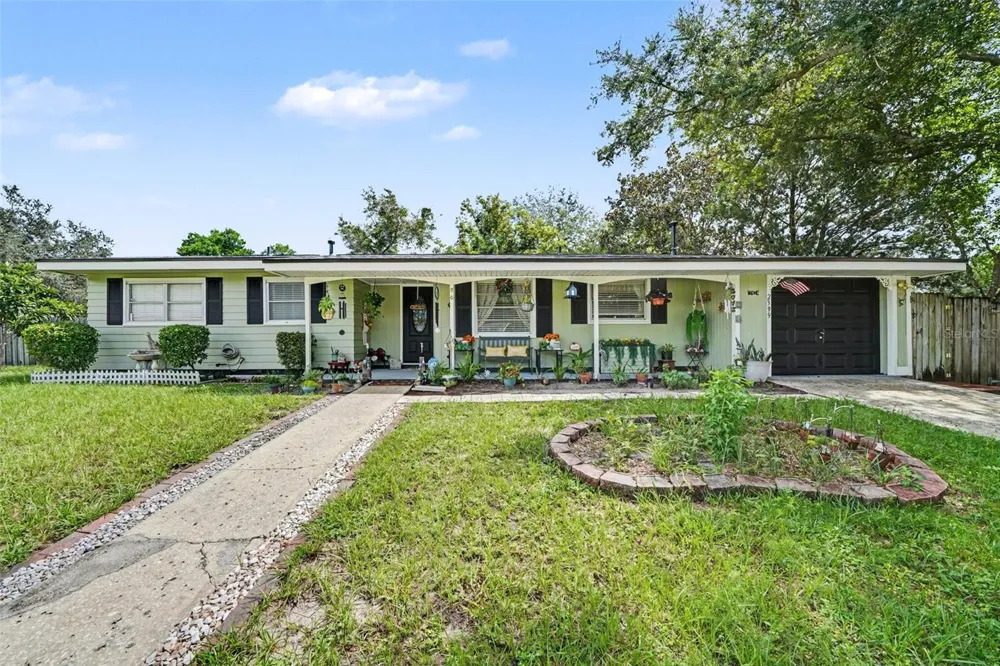 2399 KIMBERLY DRIVE Deltona, FL 32738