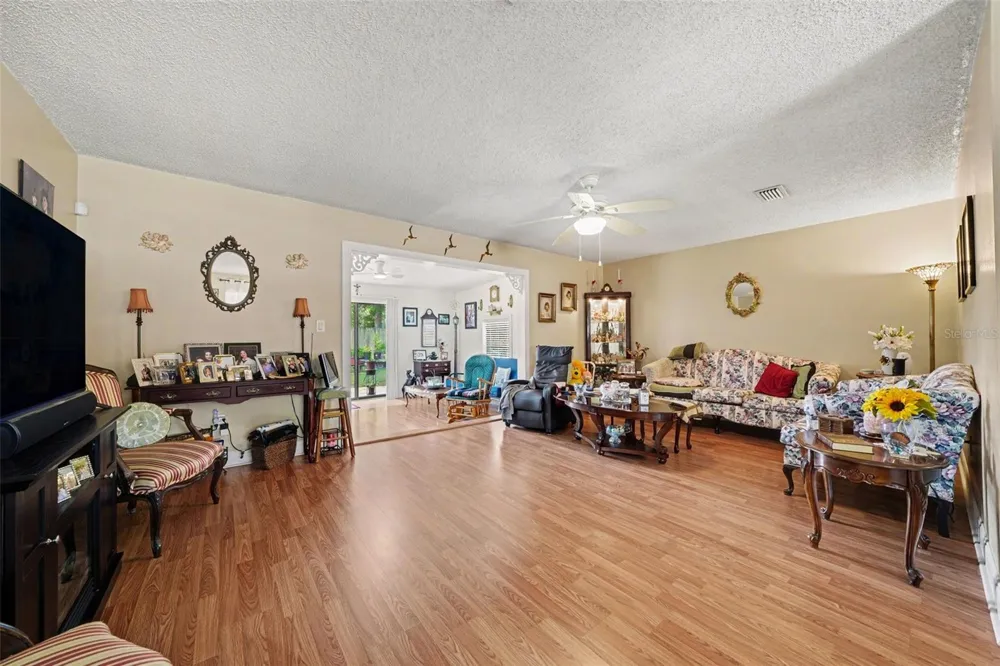2399 KIMBERLY DRIVE Deltona, FL 32738