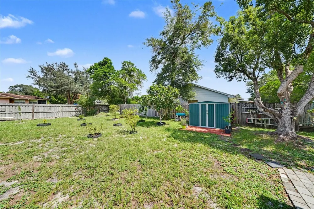 2399 KIMBERLY DRIVE Deltona, FL 32738