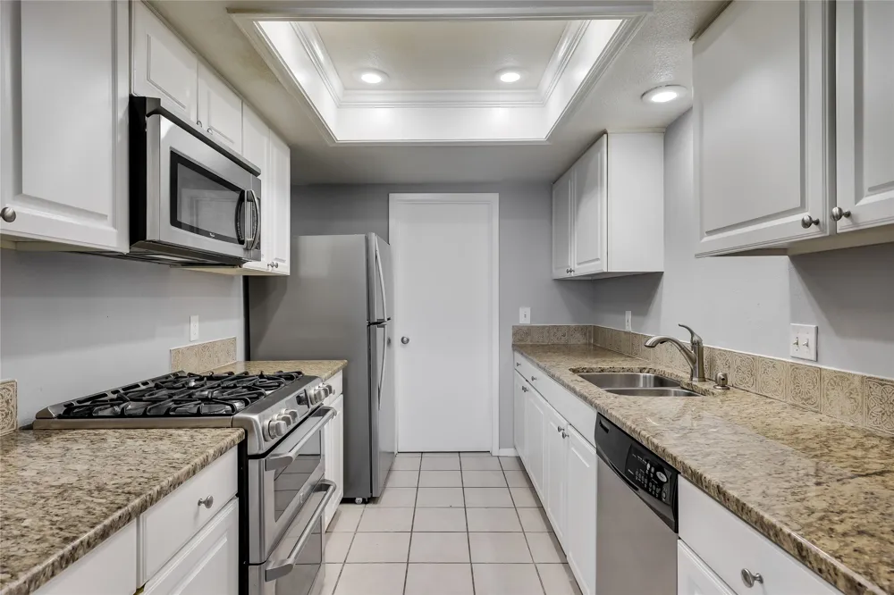 206 Clearday Drive Austin, TX 78745