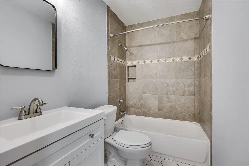206 Clearday Drive Austin, TX 78745