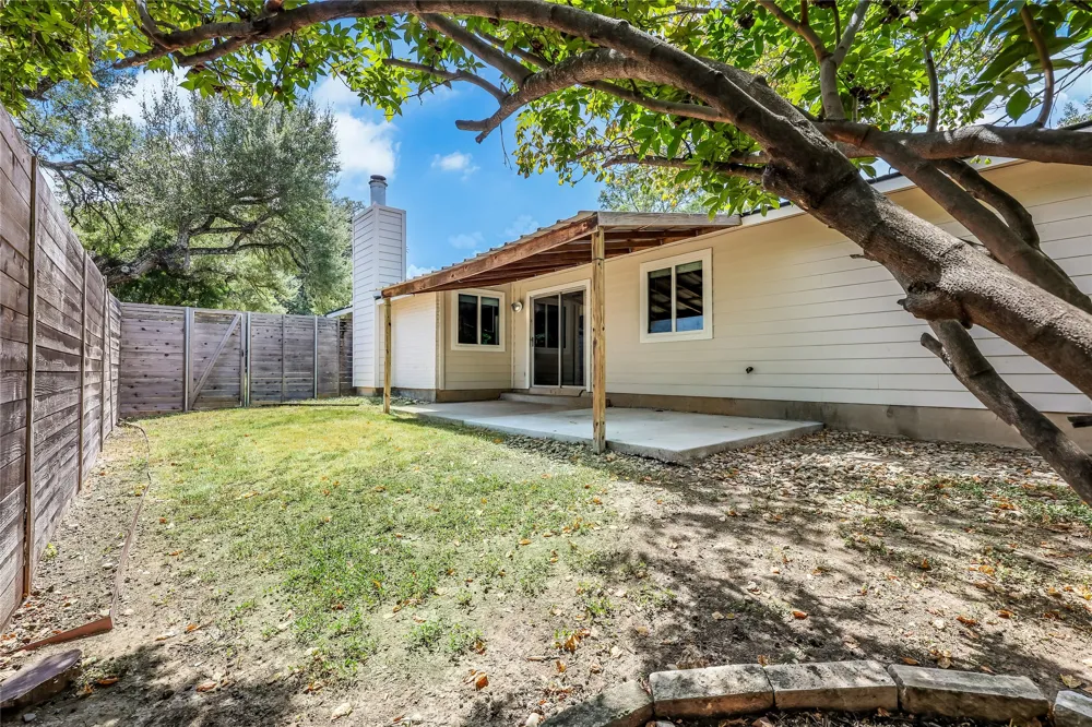 206 Clearday Drive Austin, TX 78745