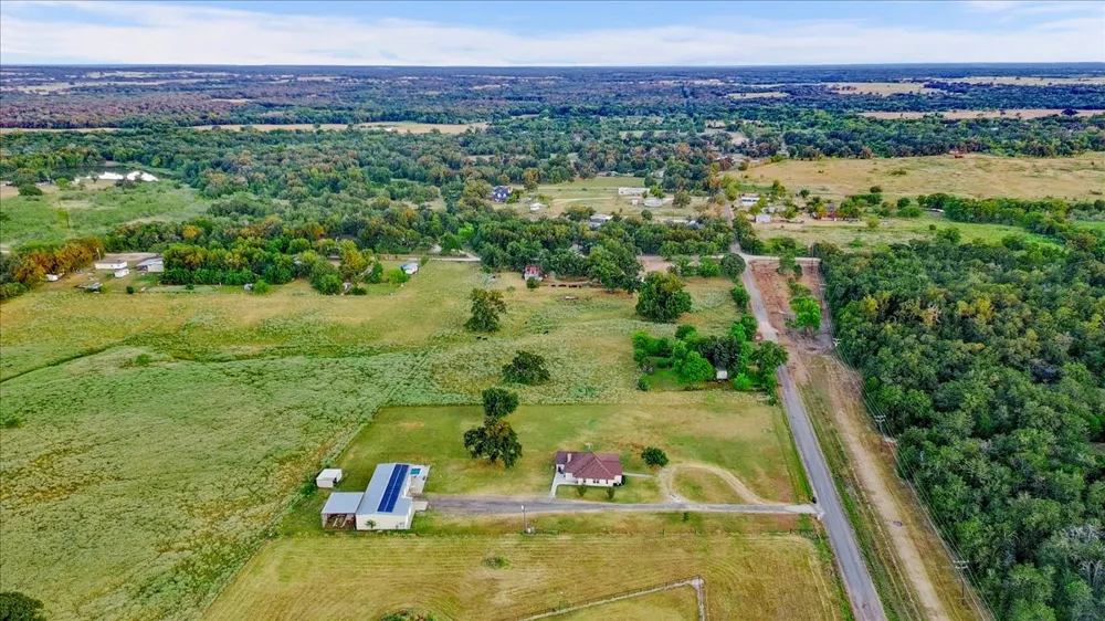 972 County Road 335 Rockdale, TX 76567
