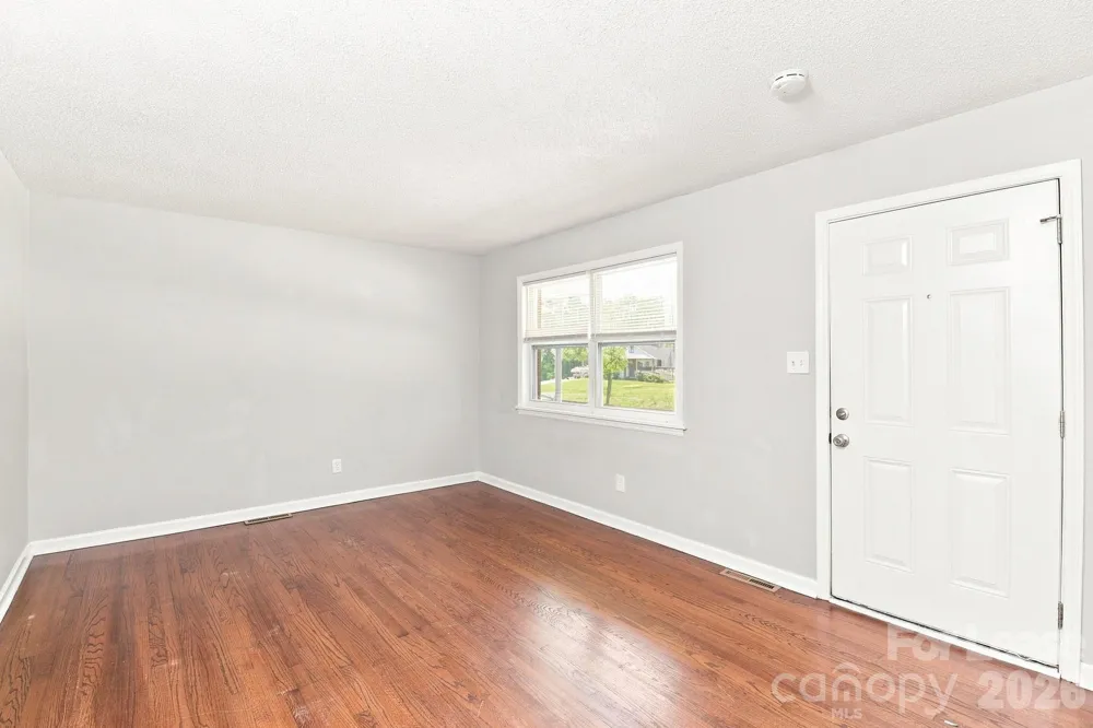 9307 Feldbank Drive Charlotte, NC 28216