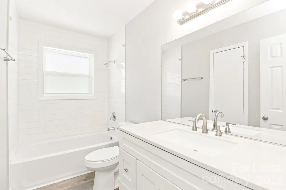 9307 Feldbank Drive Charlotte, NC 28216