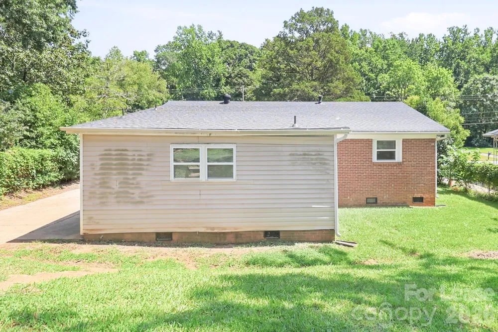 9307 Feldbank Drive Charlotte, NC 28216
