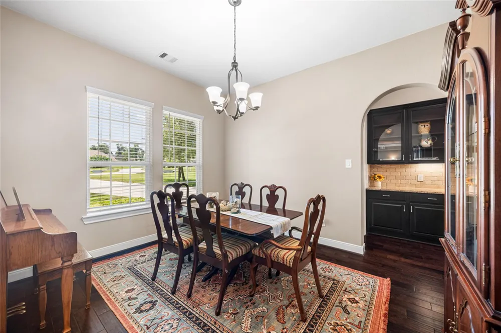 179 Magnolia Reserve Loop Magnolia, TX 77354