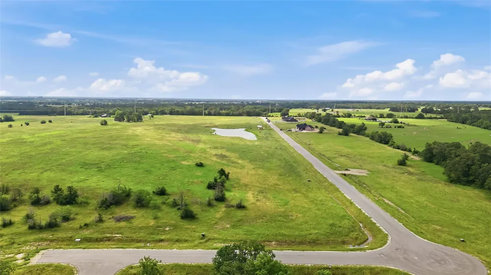 2400 Coronado Estates Drive Bryan, TX 77808