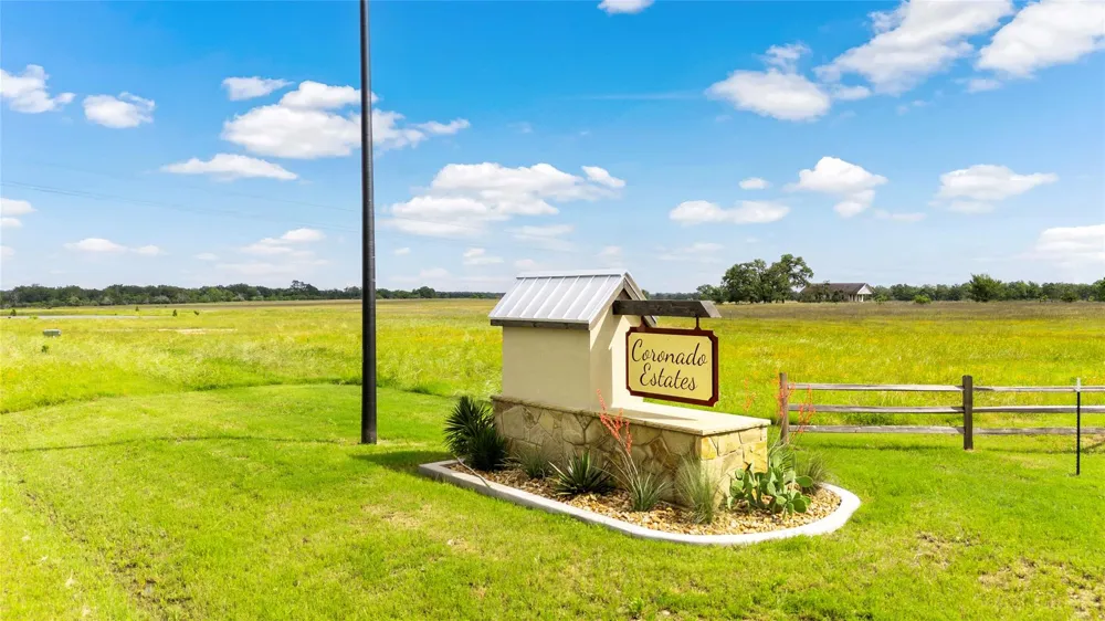 2400 Coronado Estates Drive Bryan, TX 77808