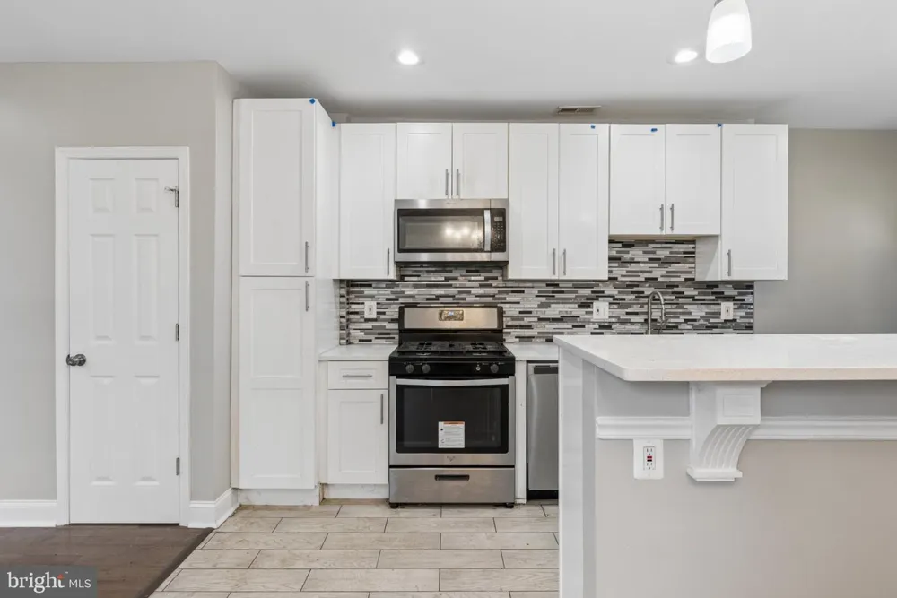 139 VENTNOR TERRACE Dundalk, MD 21222