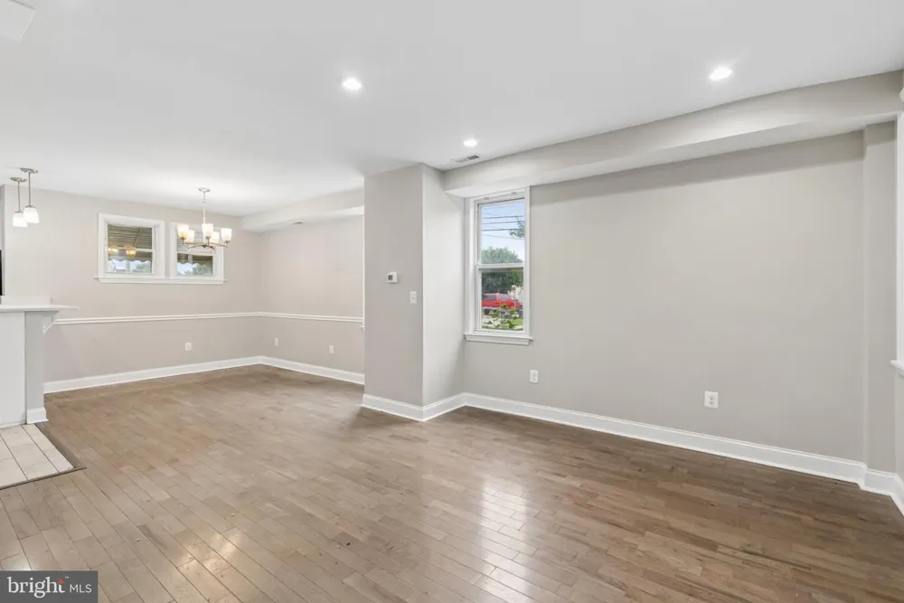 139 VENTNOR TERRACE Dundalk, MD 21222