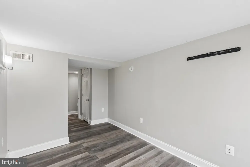 139 VENTNOR TERRACE Dundalk, MD 21222