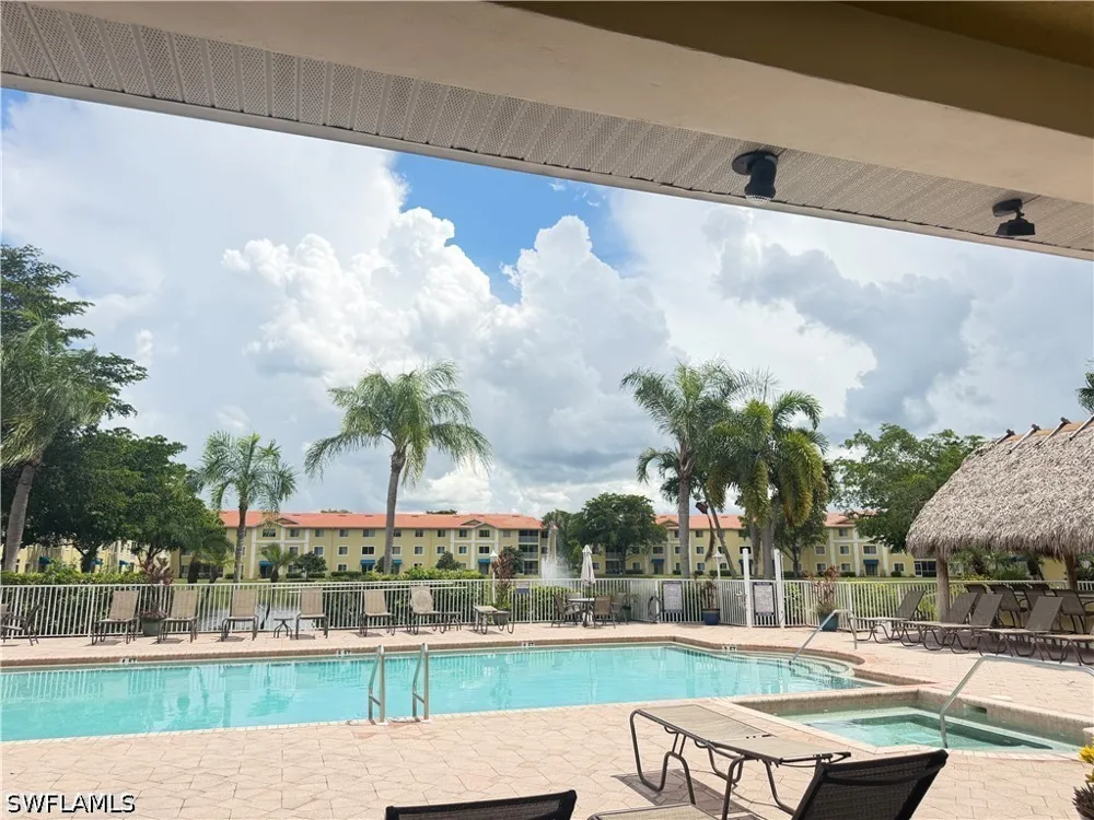 Key Royal Circle #1025 Naples, FL 34119