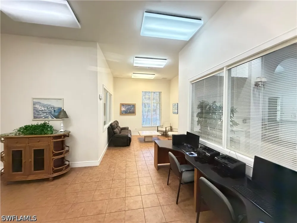 Key Royal Circle #1025 Naples, FL 34119