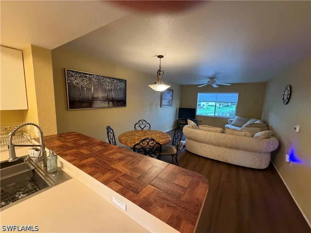 Key Royal Circle #1025 Naples, FL 34119