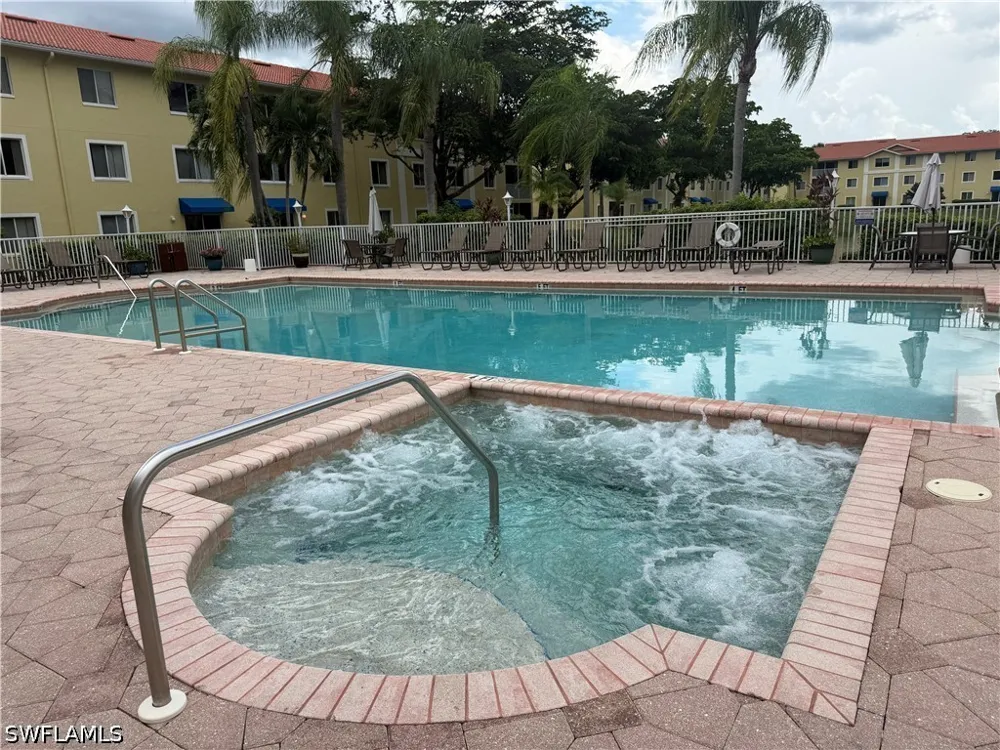 Key Royal Circle #1025 Naples, FL 34119