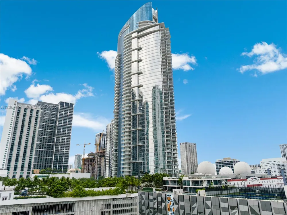851 NE 1st Ave #3408 Miami, FL 33132