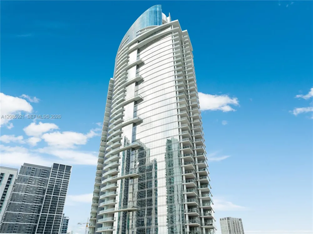 851 NE 1st Ave #3408 Miami, FL 33132