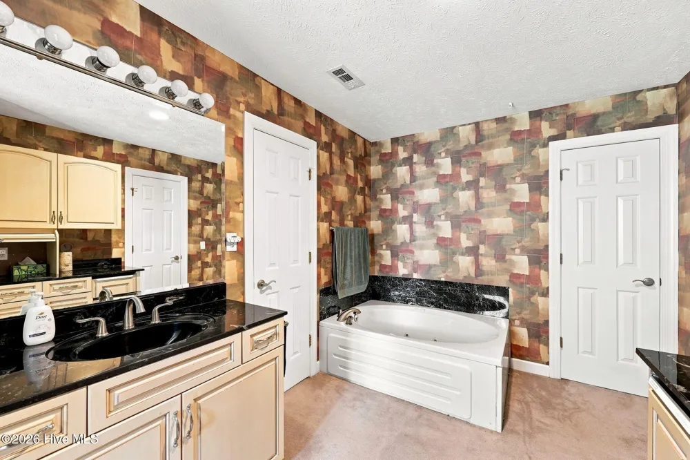 1232 Greenbriar Drive Vass, NC 28394