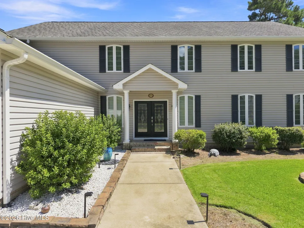 1232 Greenbriar Drive Vass, NC 28394