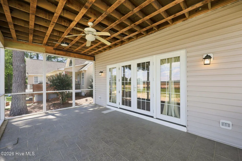 1232 Greenbriar Drive Vass, NC 28394