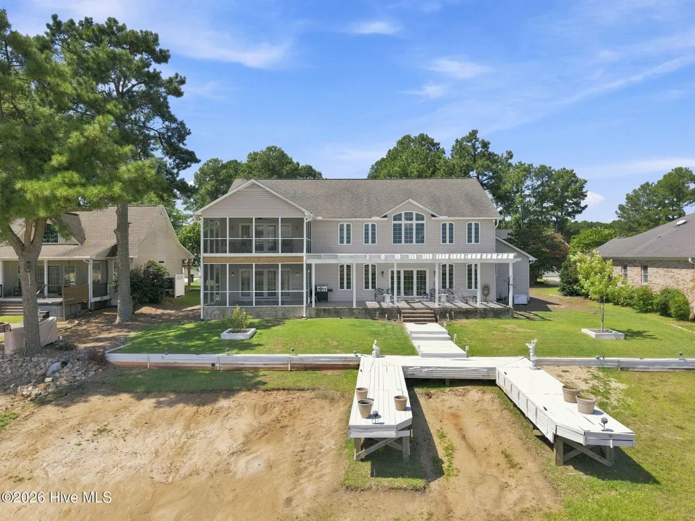 1232 Greenbriar Drive Vass, NC 28394