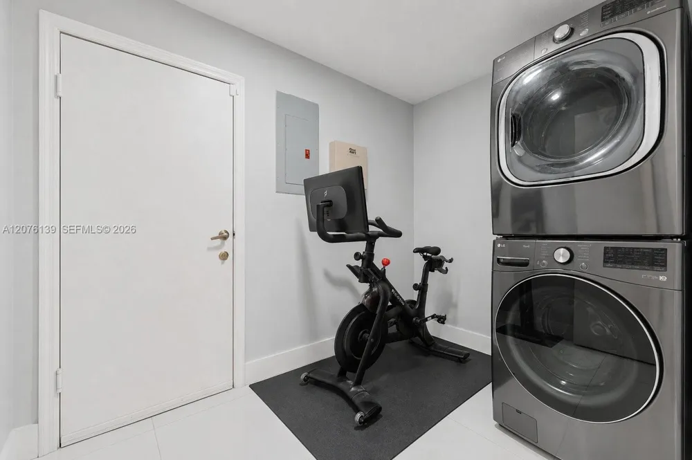 14265 SW 97th Ter Miami, FL 33186