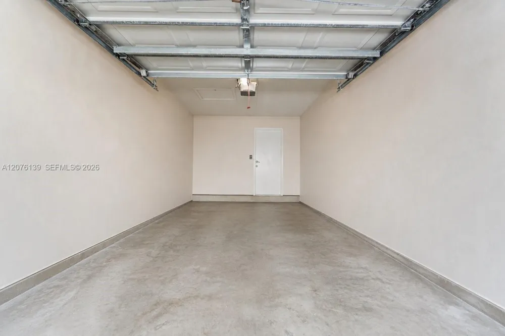 14265 SW 97th Ter Miami, FL 33186