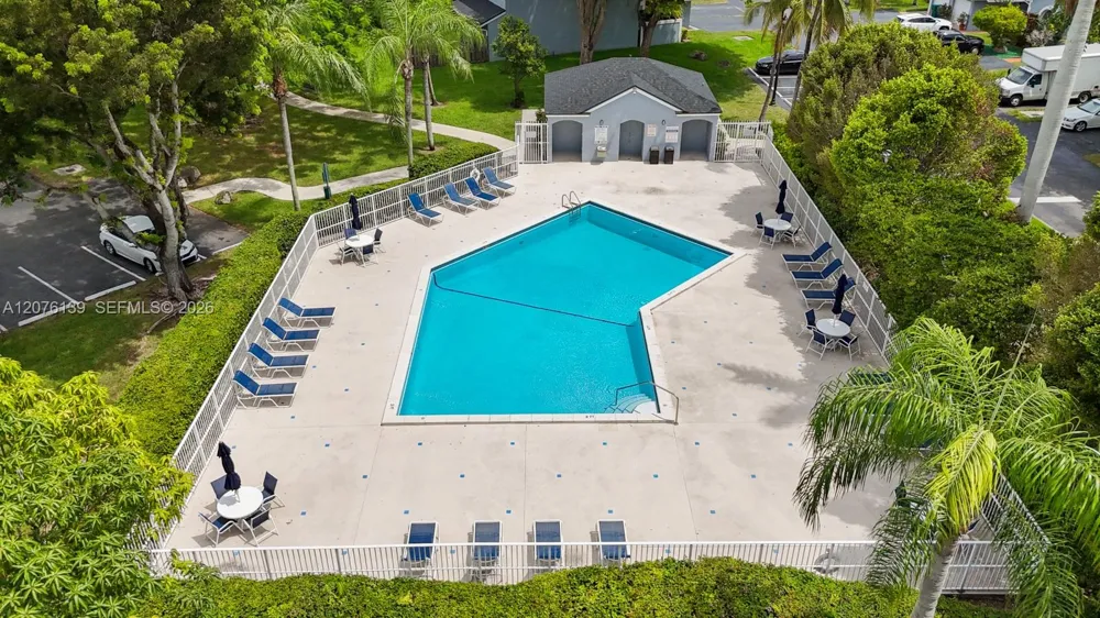 14265 SW 97th Ter Miami, FL 33186