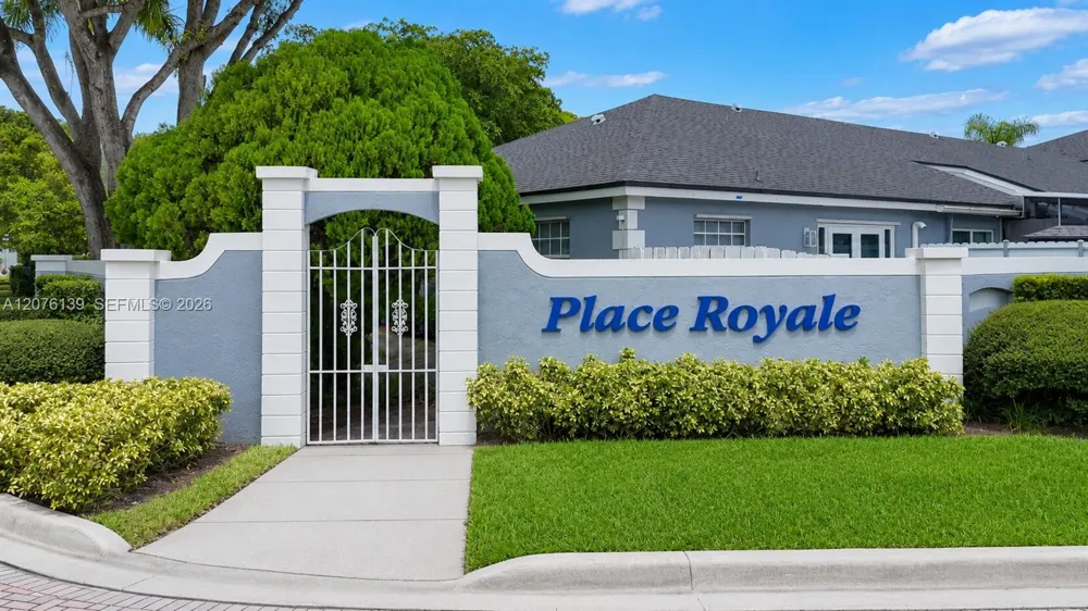 14265 SW 97th Ter Miami, FL 33186