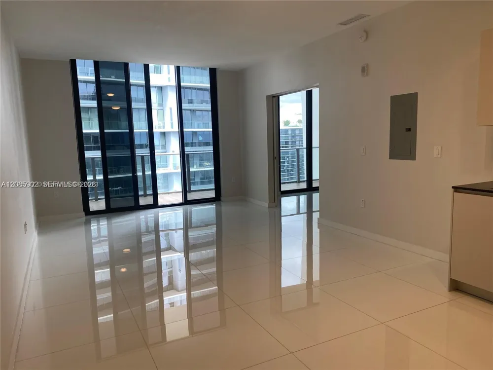 1010 Brickell #4807 Miami, FL 33131