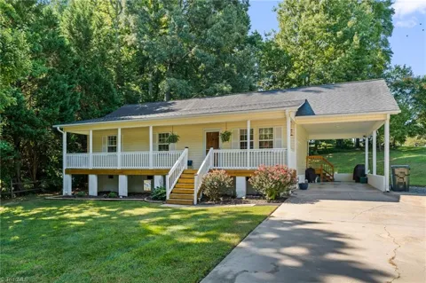 6 Oak Ridge Drive