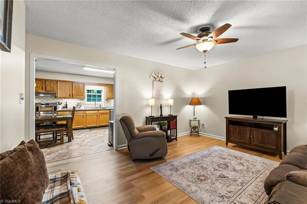 6 Oak Ridge Drive Thomasville, NC 27360